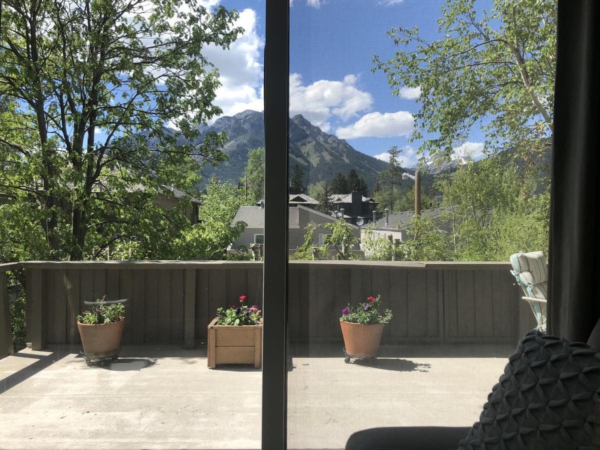 Mountain View Bed & Breakfast Banff Exterior photo